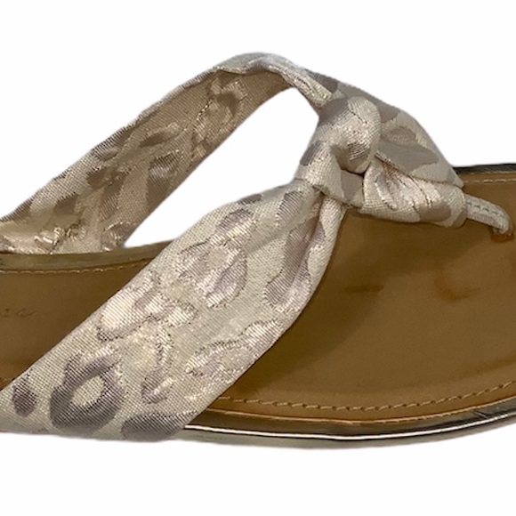 Amelia Grace Adellia Champagne flip-flop 8.5 - Picture 6 of 8